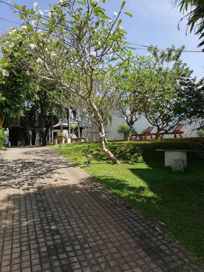 橡树酒店 基利巴斯戈达 外观 照片